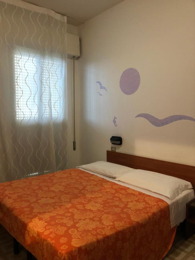 Hotel Criss 里米尼 外观 照片